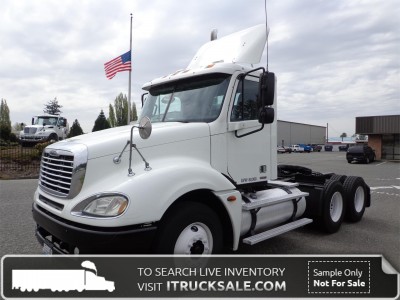 2004 FREIGHTLINER CL12064ST-COLUMBIA 120   GRAPEVINE, TX