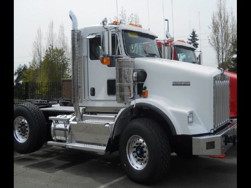 buy new T800 in GRAPEVINE 2014 KENWORTH T800 DROP-AXLE GRAPEVINE, TX